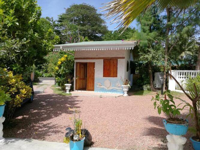 Coco Bay Guest House