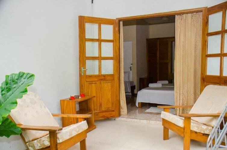 Villa Rafia Guesthouse