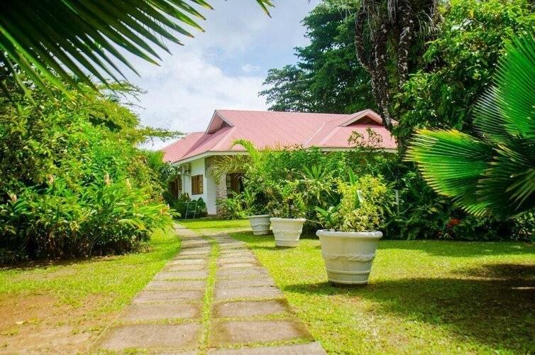 Villa Rafia Guesthouse