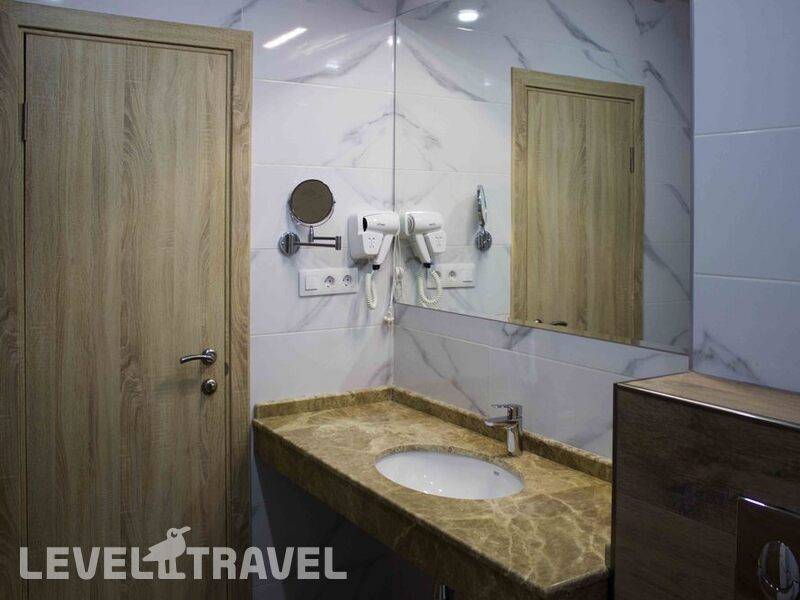 Фотография Эмеральдика Family Beach Hotel