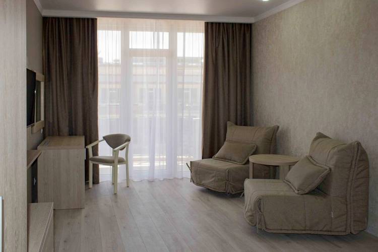 Эмеральдика Family Beach Hotel