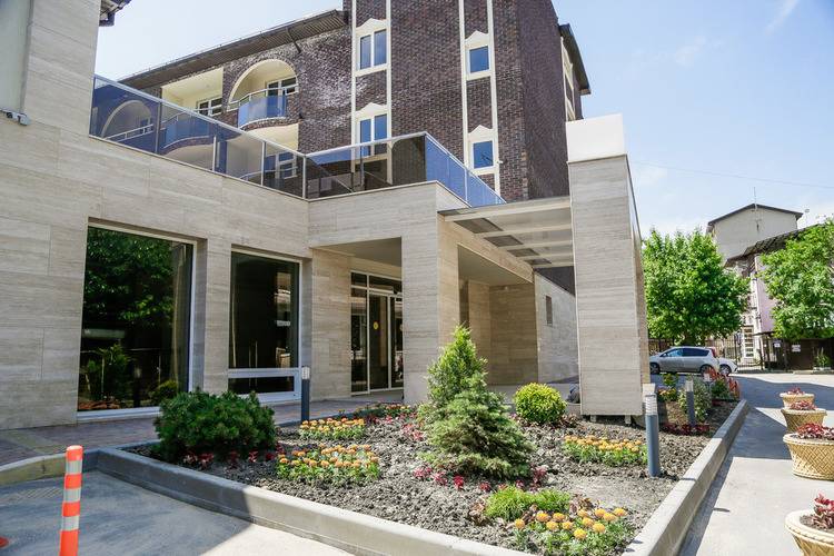 Эмеральдика Family Beach Hotel