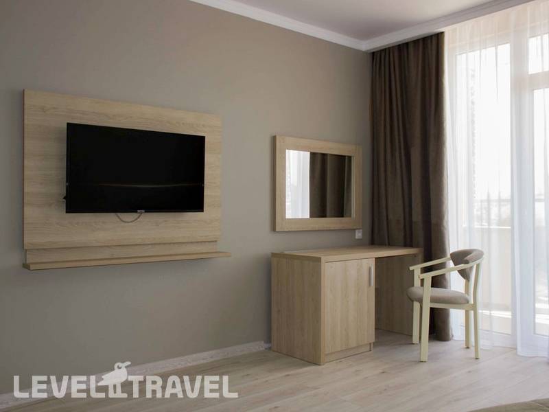 Фотография Эмеральдика Family Beach Hotel