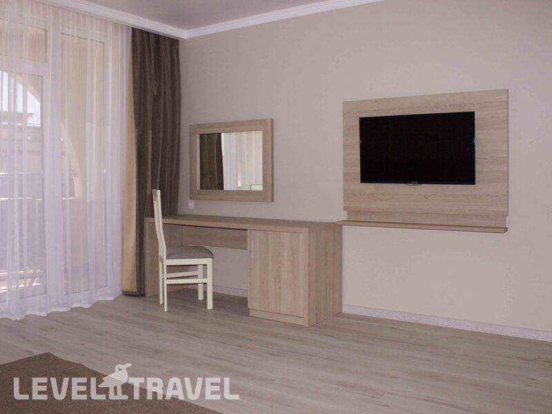 Фотография Эмеральдика Family Beach Hotel