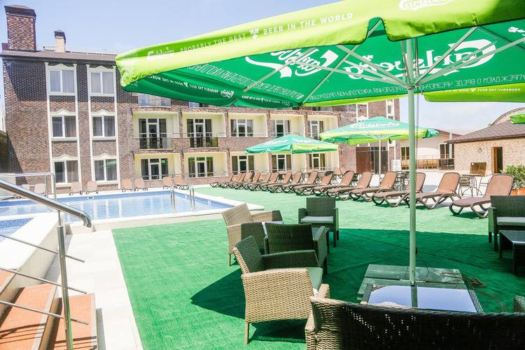 Эмеральдика Family Beach Hotel
