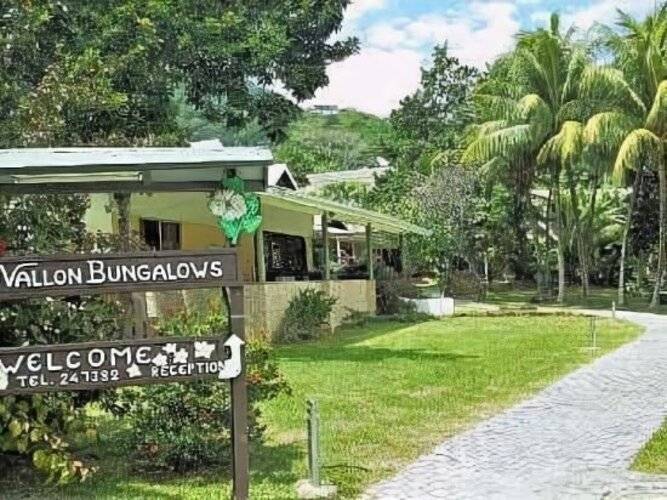 Beau Vallon Bungalows