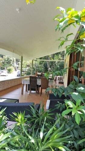 Beau Vallon Bungalows