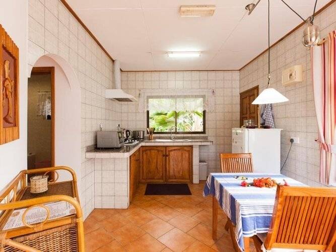 Villa Aya