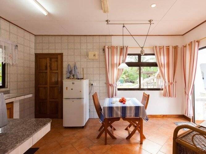 Villa Aya