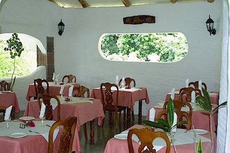 Lazare Picault Hotel