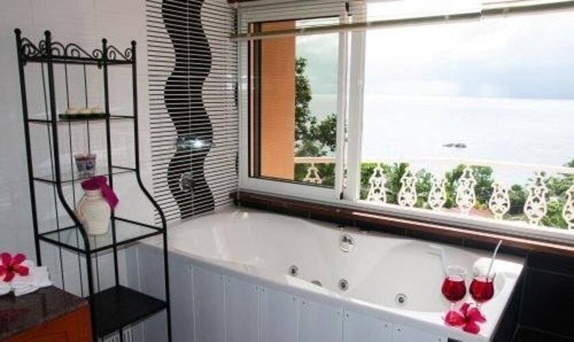 Glacis Heights Villa
