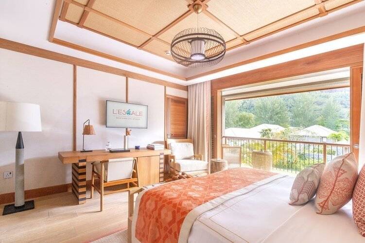 Lescale Resort Marina & Spa