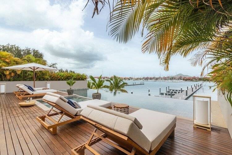 Lescale Resort Marina & Spa