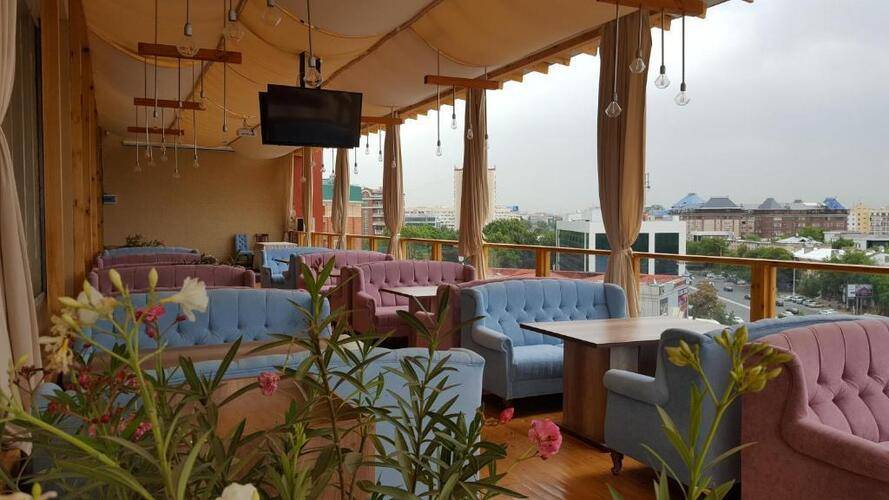 Grand Mir Hotel