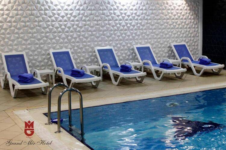 Grand Mir Hotel