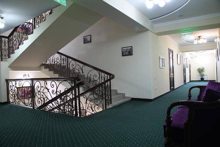 Grand Nur Hotel
