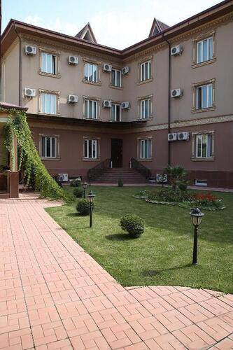 Grand Nur Hotel