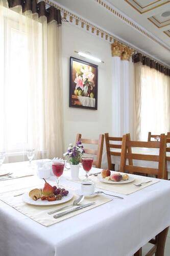 Grand Nur Hotel