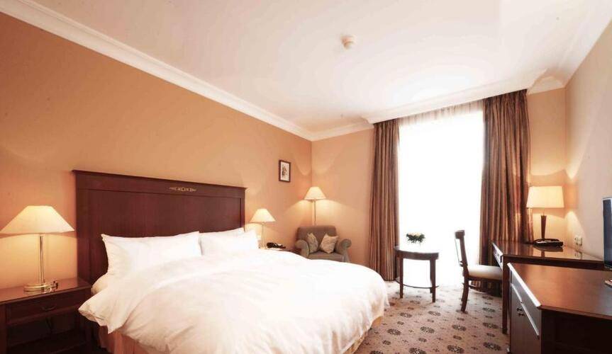 Lotte City Hotel Tashkent Palace