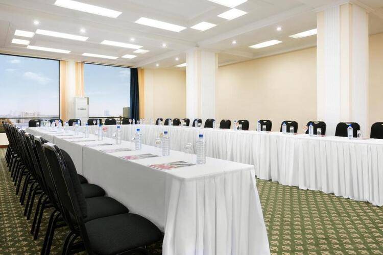 Ramada Tashkent Hotel