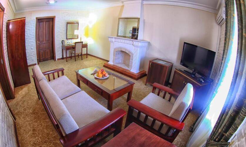 Sharq Hotel