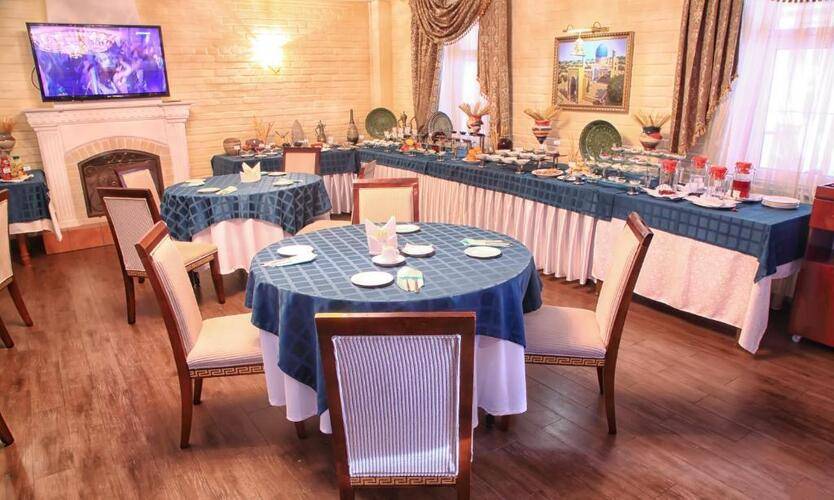 Sharq Hotel