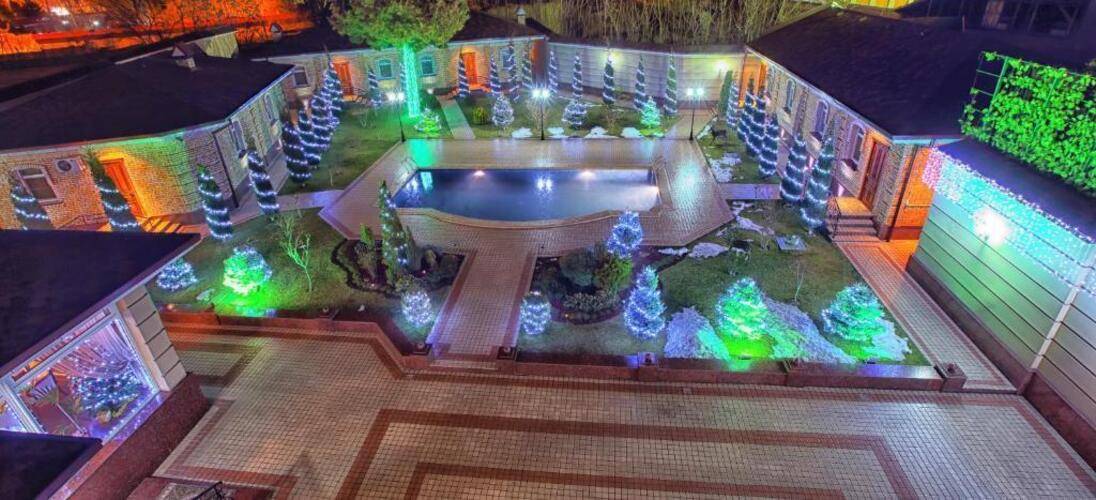 Sharq Hotel