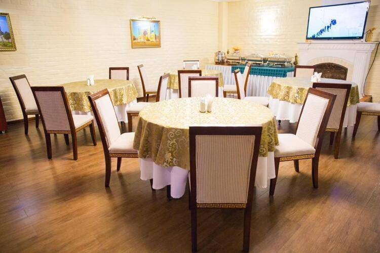 Sharq Hotel
