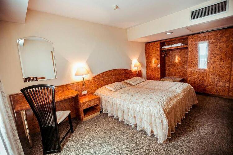Shodlik Palace Hotel