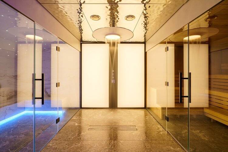 Карманнc - Янтарь Холл (Karmann's Hotel - Yantar Hall)