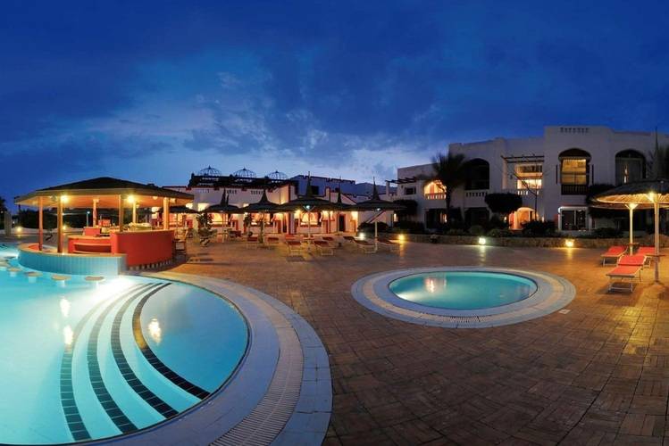 Domina Coral Bay Harem Junior Suite