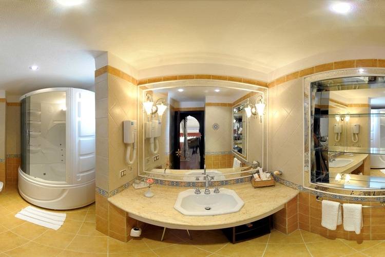 Domina Coral Bay Harem Junior Suite