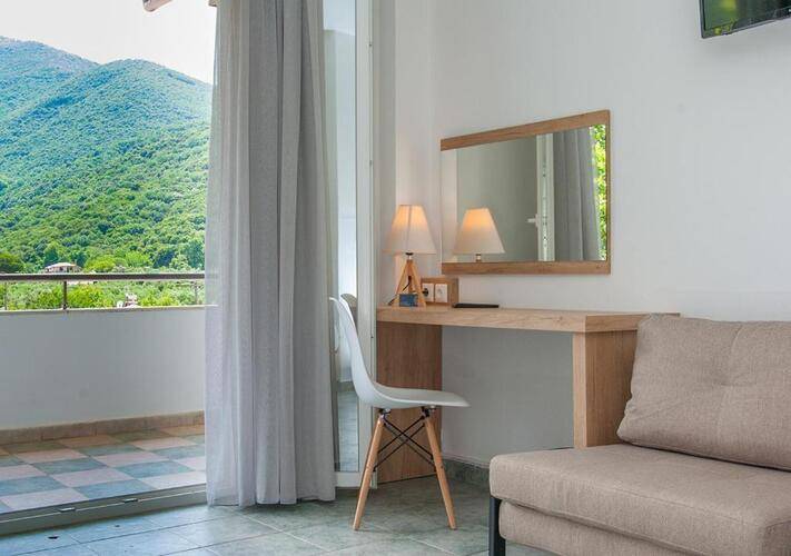 Calma Beach Hotel