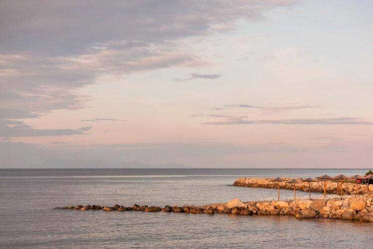 Calma Beach Hotel