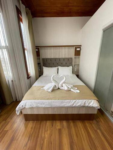 Qonaq Hotel&Suits