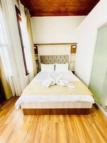 Qonaq Hotel&Suits