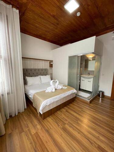 Qonaq Hotel&Suits