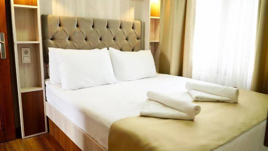 Qonaq Hotel&Suits