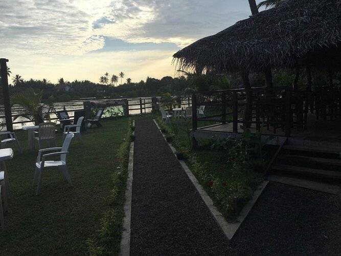 Hideaway Lodge