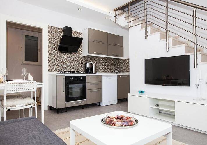 Truemar Hotels & Suites