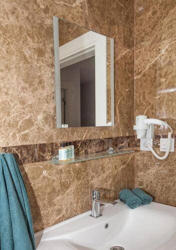 Truemar Hotels & Suites