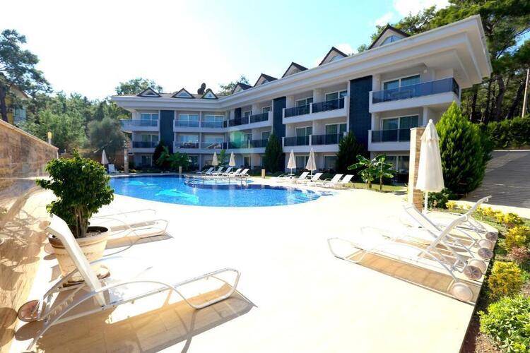 Truemar Hotels & Suites