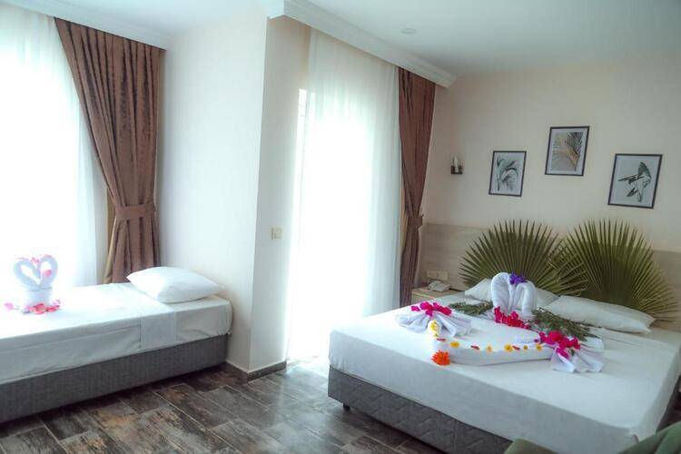 Dream Town Hotel