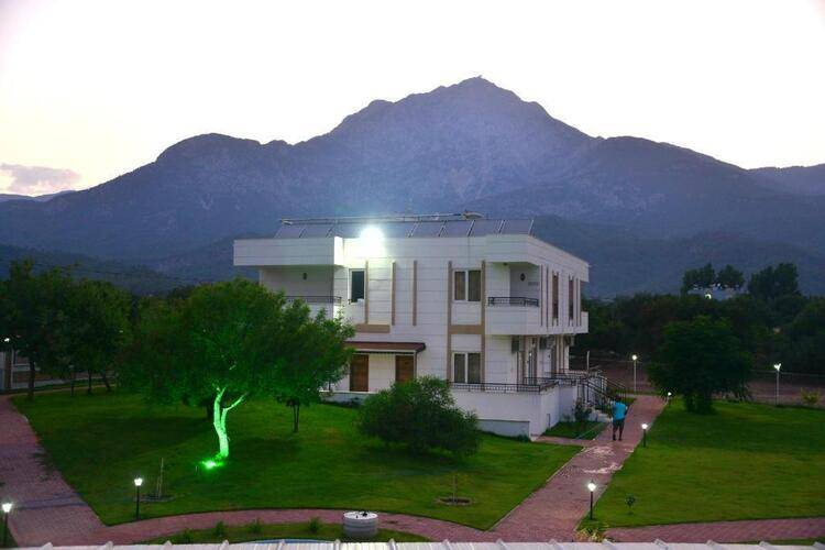 Dream Town Hotel