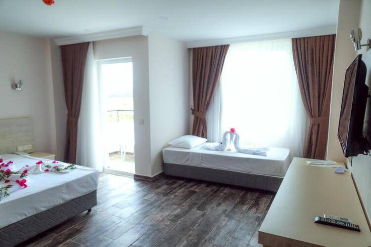 Dream Town Hotel