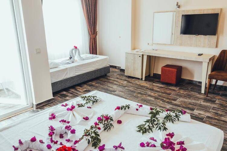 Dream Town Hotel