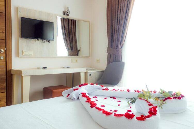 Dream Town Hotel