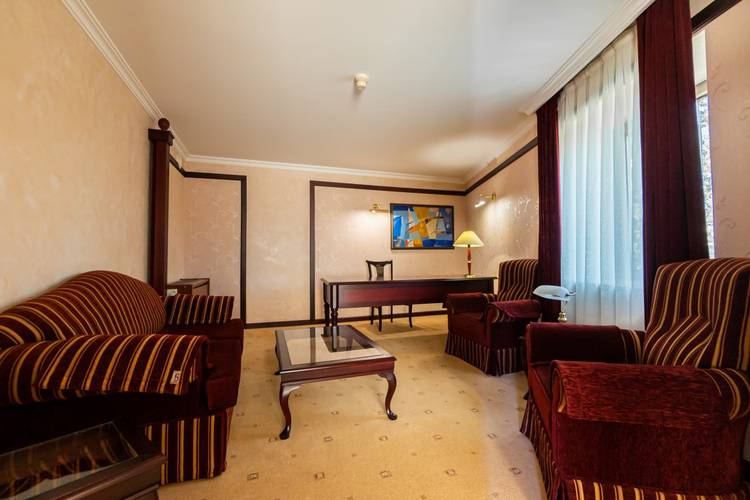 Звездный City Hotel