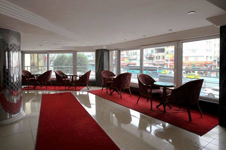Ozbek Hotel