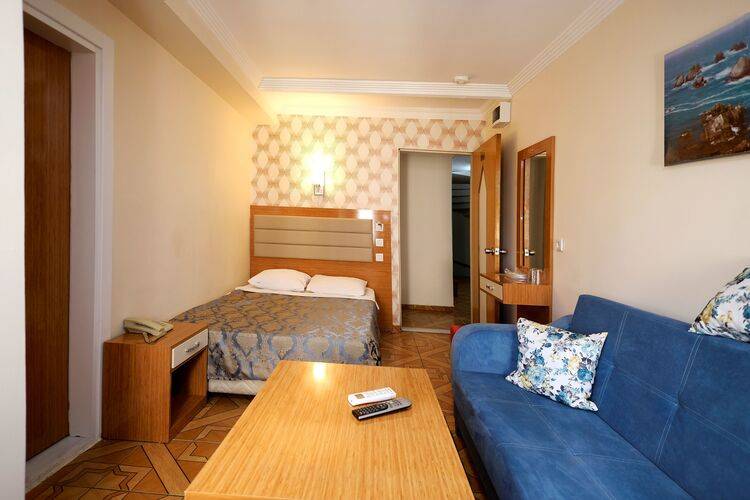 Ozbek Hotel